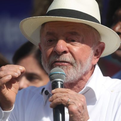 Lula faz 1ª sessão de radioterapia após remoção de câncer no couro cabeludo