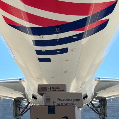 Amazon anuncia parceria para ampliar rede de entregas aéreas via Brasília