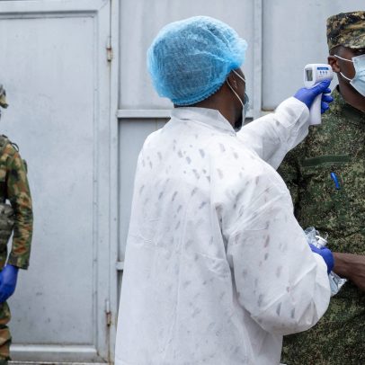 Caso de Ebola é confirmado em área do Congo distante do epicentro do surto