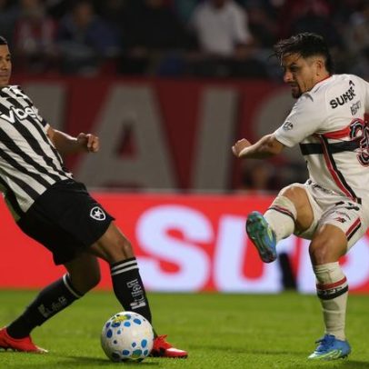 São Paulo empata com o Botafogo aos 44 do 2º tempo pelo Brasileirão