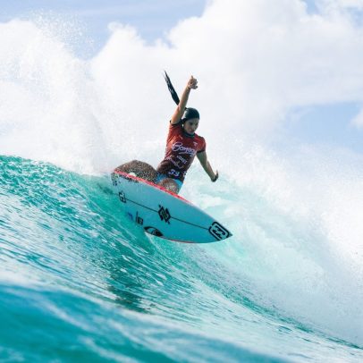 Surfistas brasileiros avançam às oitavas da WSL Raglan 2026 na Nova Zelândia