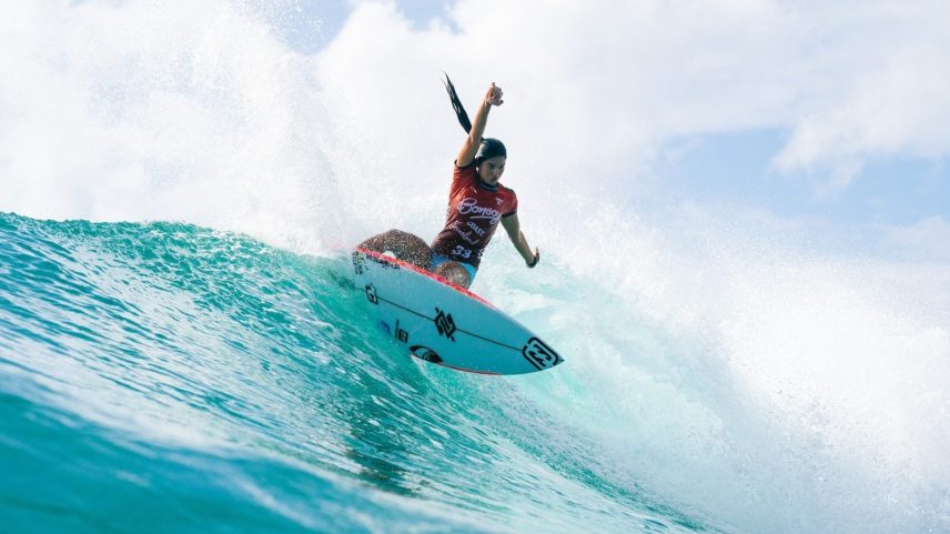 Surfistas brasileiros avançam às oitavas da WSL Raglan 2026 na Nova Zelândia