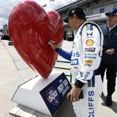 Helio Castroneves inicia jornada rumo ao pentacampeonato da Indy 500 em 12 de maio
