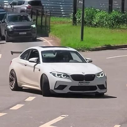 Motorista de BMW de R$ 400 mil é preso após perseguição no Centro de BH
