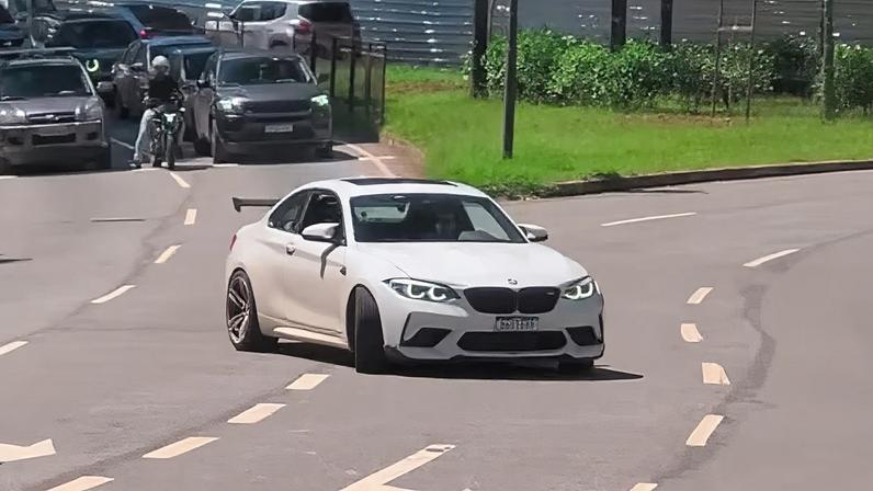 Ainda de acordo com a corporação, o carro já era alvo de denúncias anteriores