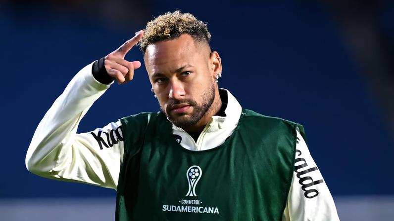 Cuca abre o jogo sobre sequência de Neymar e duelo contra Recoleta