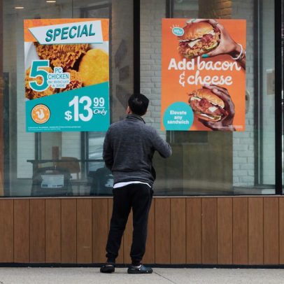 CEO do Popeyes quer eliminar pedaços de frango pequenos