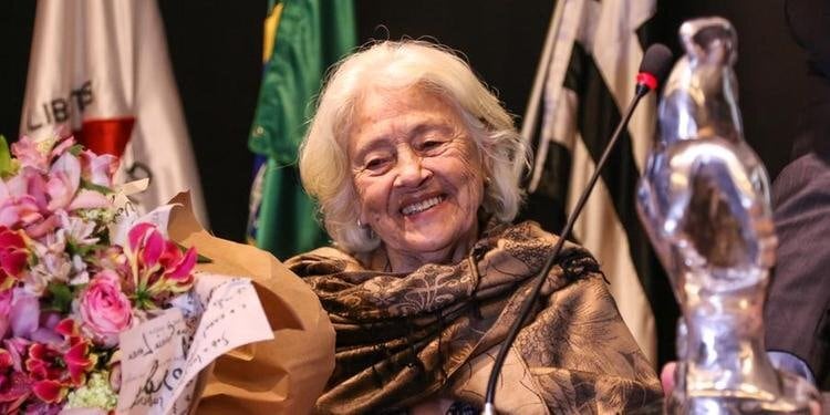 Adélia Prado foi agraciada com o Prêmio Camões em 2024