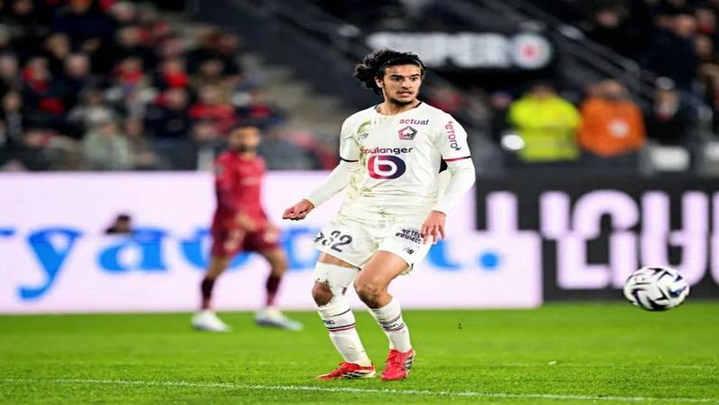 Ayyoub Bouaddi tem 18 anos, nasceu na França, mas decidiu jogar por Marrocos