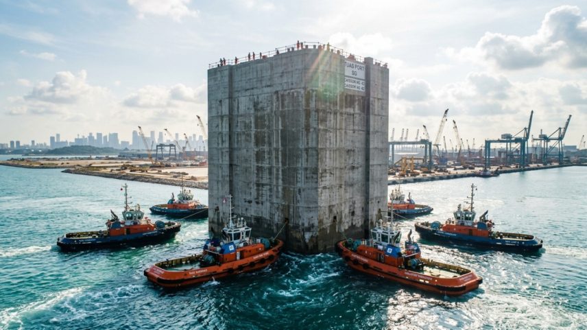 Singapura ergue muralha submarina com 227 blocos para megaporto mundial