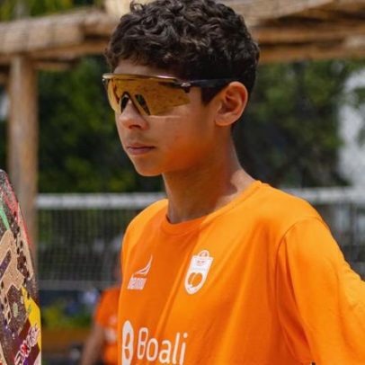 Menino de 16 anos, ex-boleiro, disputa Mundial de Beach Tennis na Itália