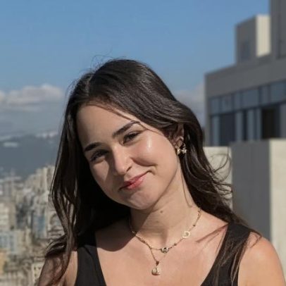 Filha de diplomatas é atropelada ao chegar ao Rio