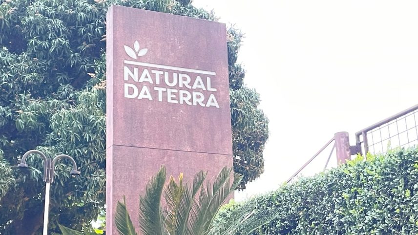 Loja da rede Hortifruti Natural da Terra: dez unidades deficitárias em São Paulo passam ao controle do Grupo Fartura, dono da bandeira Oba Hortifruti, por R$ 69,3 milhões.