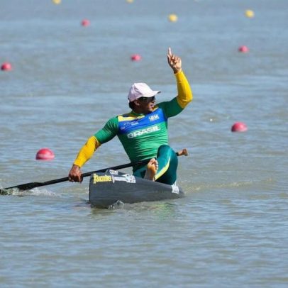 Isaquias Queiroz leva prata na Copa do Mundo de Canoagem