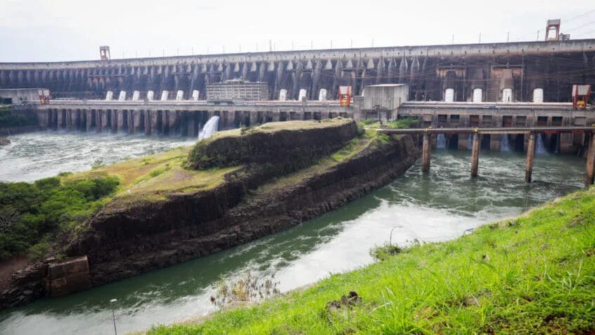 Conselho de Administração da Itaipu Binacional conta com representantes nomeados pelo Brasil e Paraguai.