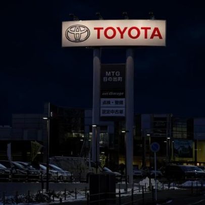 Vendas da Toyota caem pelo terceiro mês devido ao conflito no Oriente Médio