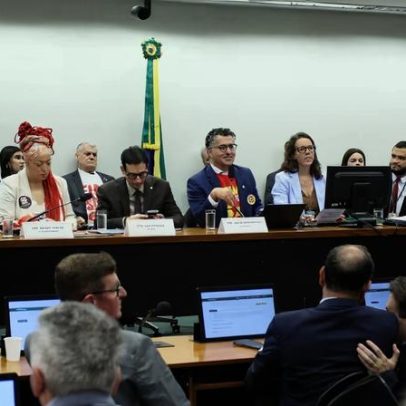 Câmara analisa PEC que propõe fim da escala 6x1