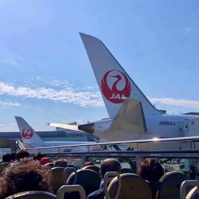 Tour panorâmico de ônibus ganha popularidade em aeroporto japonês