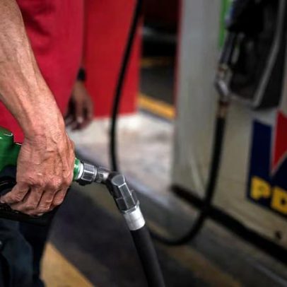 Gasolina: subsídios e alta de preços desafiam governos latino-americanos