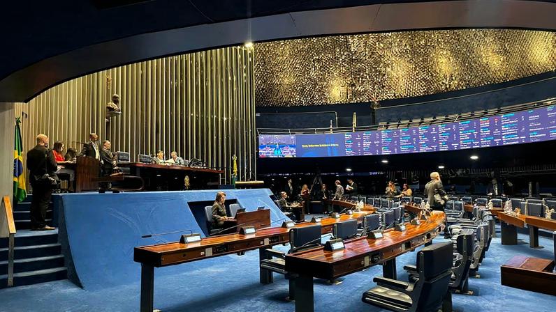 Alcolumbre iniciou sessão vazia no Congresso