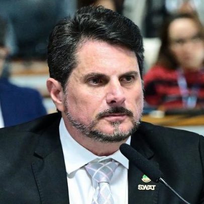 PGR defende devolução de passaportes de Marcos do Val
