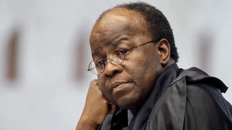 MENSALÃO - O ministro Joaquim Barbosa conduziu com mão de ferro o mais longo julgamento da história do STF e, ao final de 53 sessões plenárias, que duraram mais de quatro meses, condenou ex-ministros do governo Lula, a antiga cúpula do PT e políticos de cinco partidos aliados do governo.