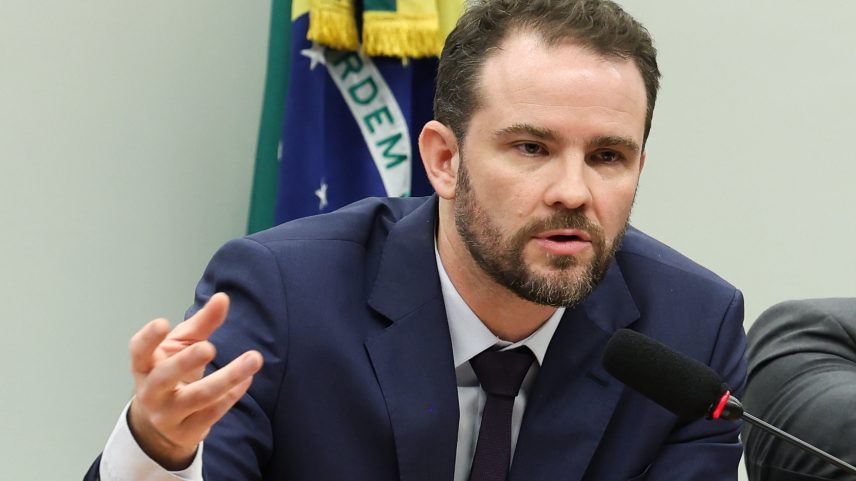 Desenrola para adimplentes será lançado nas próximas semanas, diz Durigan