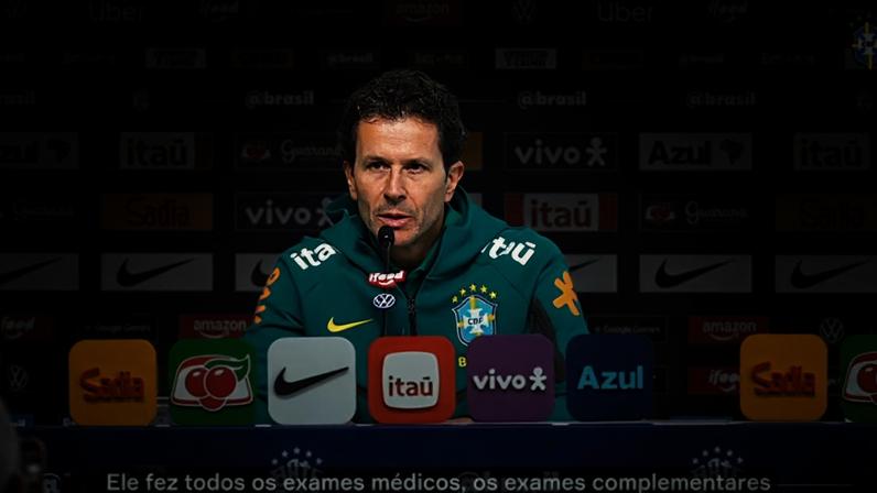 Rodrigo Lasmar explicou a situação física do craque brasileiro e os prazos de recuperação de olho na Copa do Mundo.
