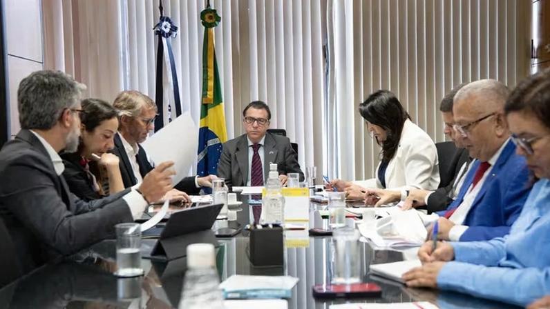 A proposta é de reduzir a jornada de trabalho no ramo da aviação civil
