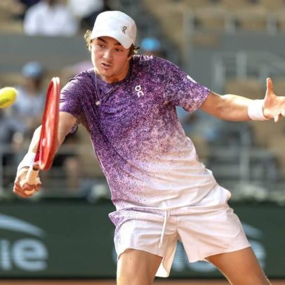João Fonseca elimina Djokovic no French Open; um jogo explica tudo