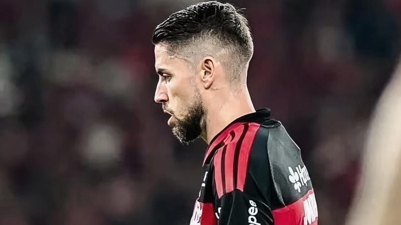 Jorginho tem fratura confirmada, e Flamengo protesta contra arbitragem