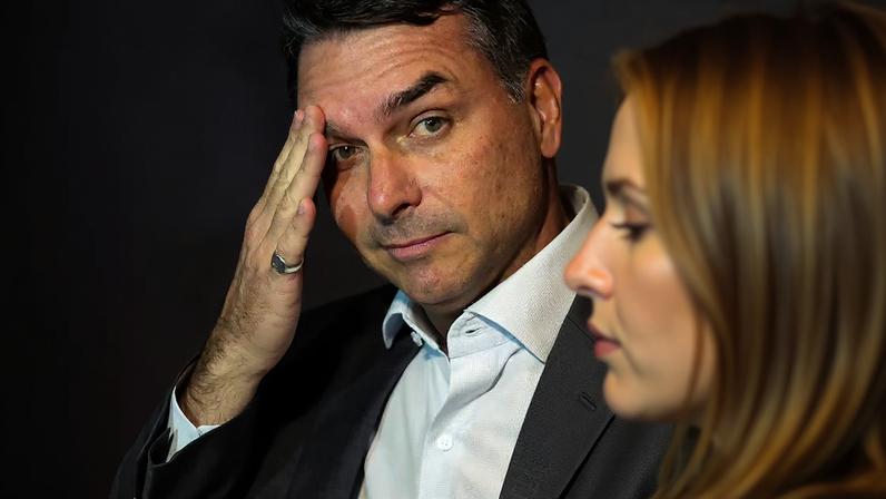 O candidato a presidência, senador Flávio Bolsonaro, defende redução da maioridade penal