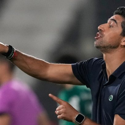 Abel Ferreira admite gesto a Flaco López e cobra muito dele