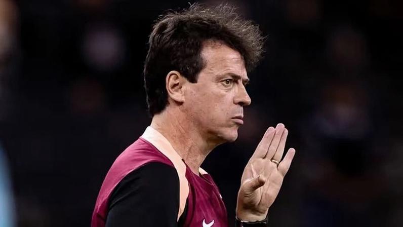 Primeiros sete jogos de Fernando Diniz no Corinthians sob avaliação