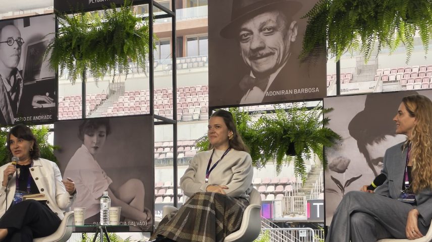 Maria Fernanda Rodrigues (à esq.), editora de Cultura do Estadão, Cynthia Araújo (centro) e Camila Appel falam sobre a morte sem tabus no São Paulo Innovation Week.