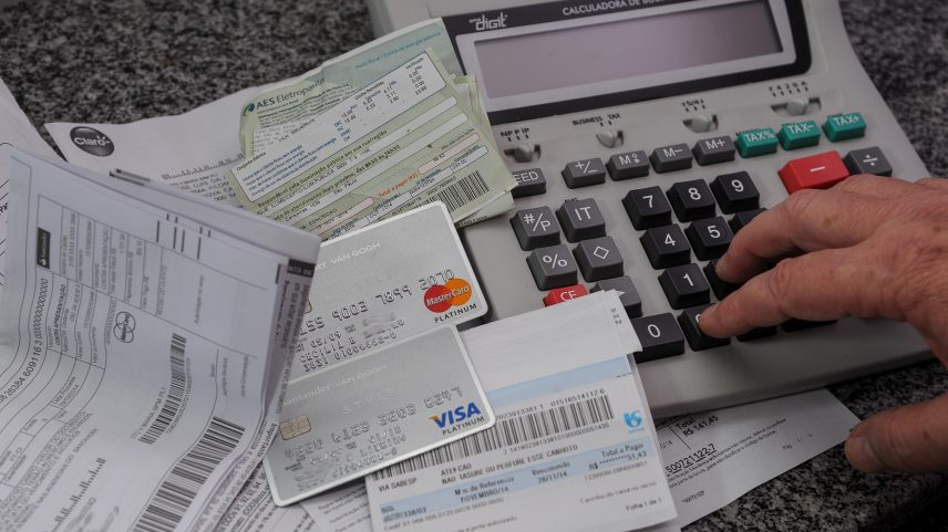 Renegociação vai focar público com renda de até cinco salários mínimos
