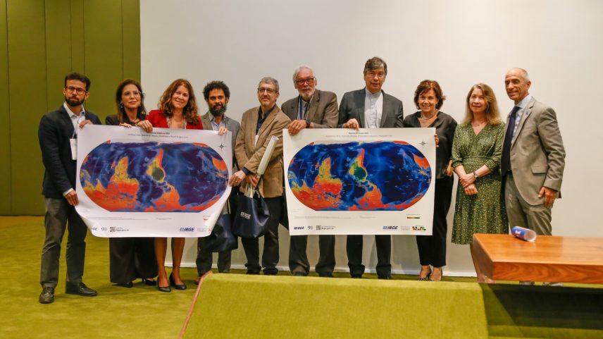 Cerimônia no Itamaraty reuniu diplomatas e destacou a presença internacional do IBGE