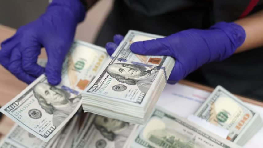 Paraguai teve a moeda latina mais forte contra o dólar em abril
