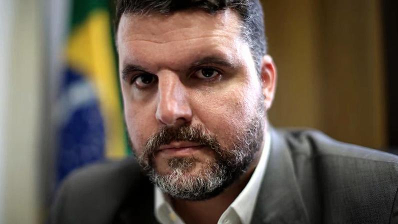 ‘Não adianta reconhecer que há mais de 60% de dumping nesse leite em pó que entra no Brasil e não aplicar as tarifas antidumping’, diz o presidente da FPA, deputado Pedro Lupion