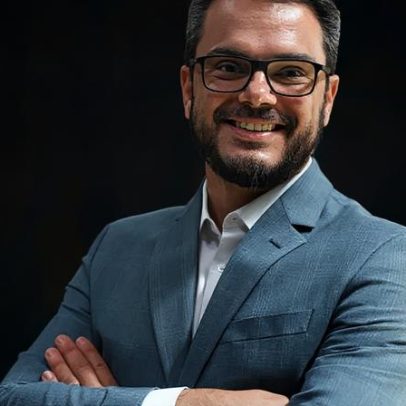 Flávio troca assessor de campanha após saída de marqueteiro