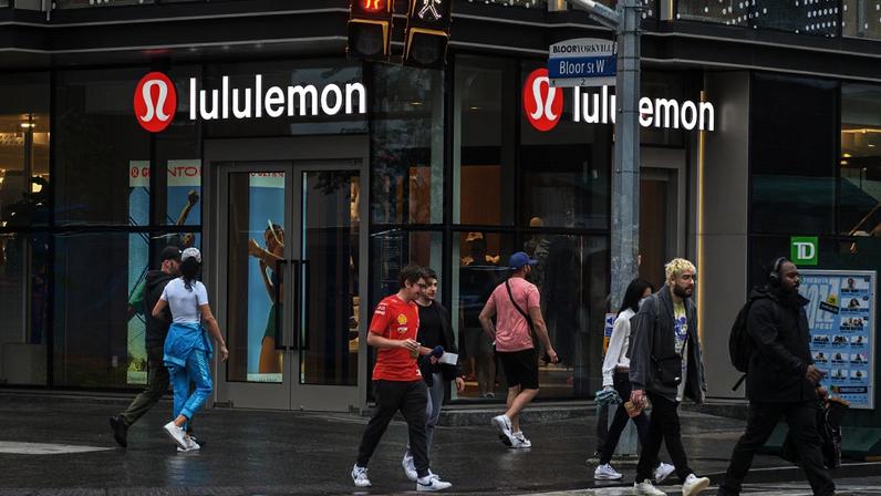 Lululemon store front Toronto.