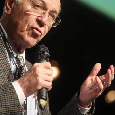 Política pública precisa de testes antes de implementar, diz Pastore sobre 6x1