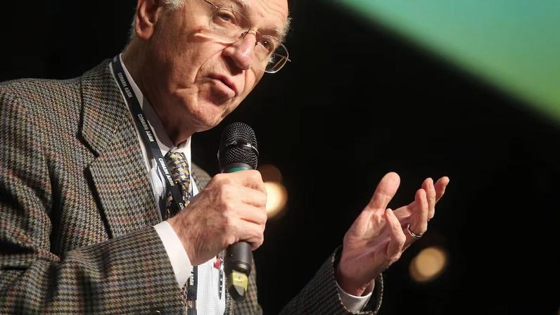Política pública é como vacina: tem de ser testada antes de implementar, diz Pastore sobre 6x1