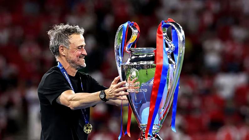 Luis Enrique leva o PSG ao segundo título da Champions seguido.