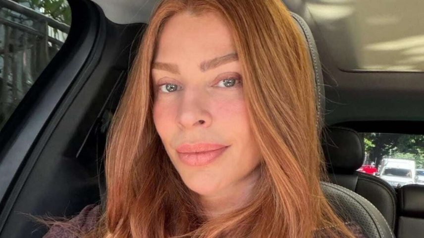 Grazi Massafera posa na academia com a filha e modelo