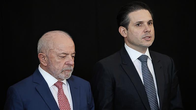 O presidente Luiz Inácio Lula da Silva e o presidente da Câmara dos Deputados, Hugo Motta