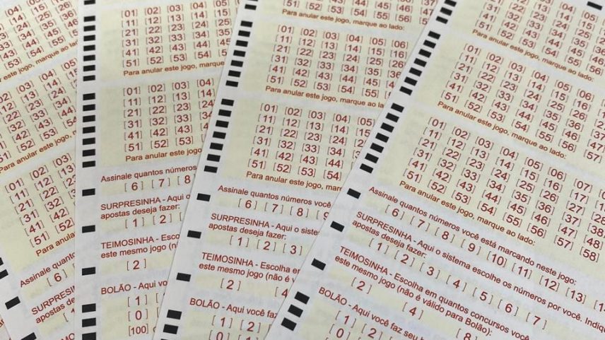 Aposta simples da Mega-Sena custa R$ 6