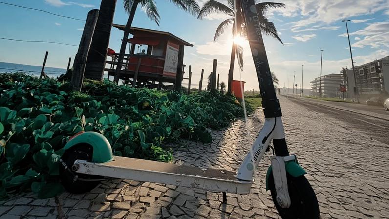 Patinetes elétricos da Lime estiveram no Brasil entre julho de 2019 e janeiro de 2020