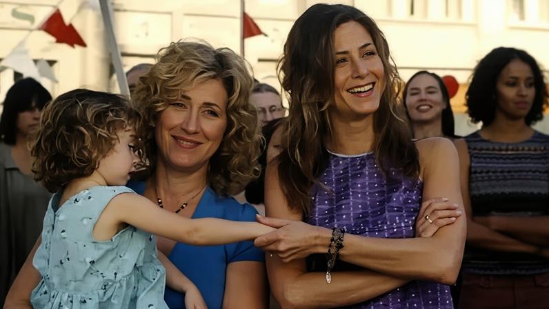 Lisa Ann Walter e Jennifer Aniston contracenando no filme "Todo Poderoso"