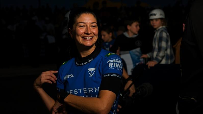 Brasil lidera ranking da WSL feminina pela primeira vez na história
